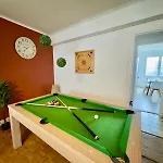 Le Cine-billard Du Quai De La Gare-parking-balcon
